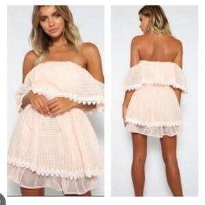 NWT $240 LA MAISON TALULAH Light Pink Blush Off-The-Shoulder Mini Party Dress